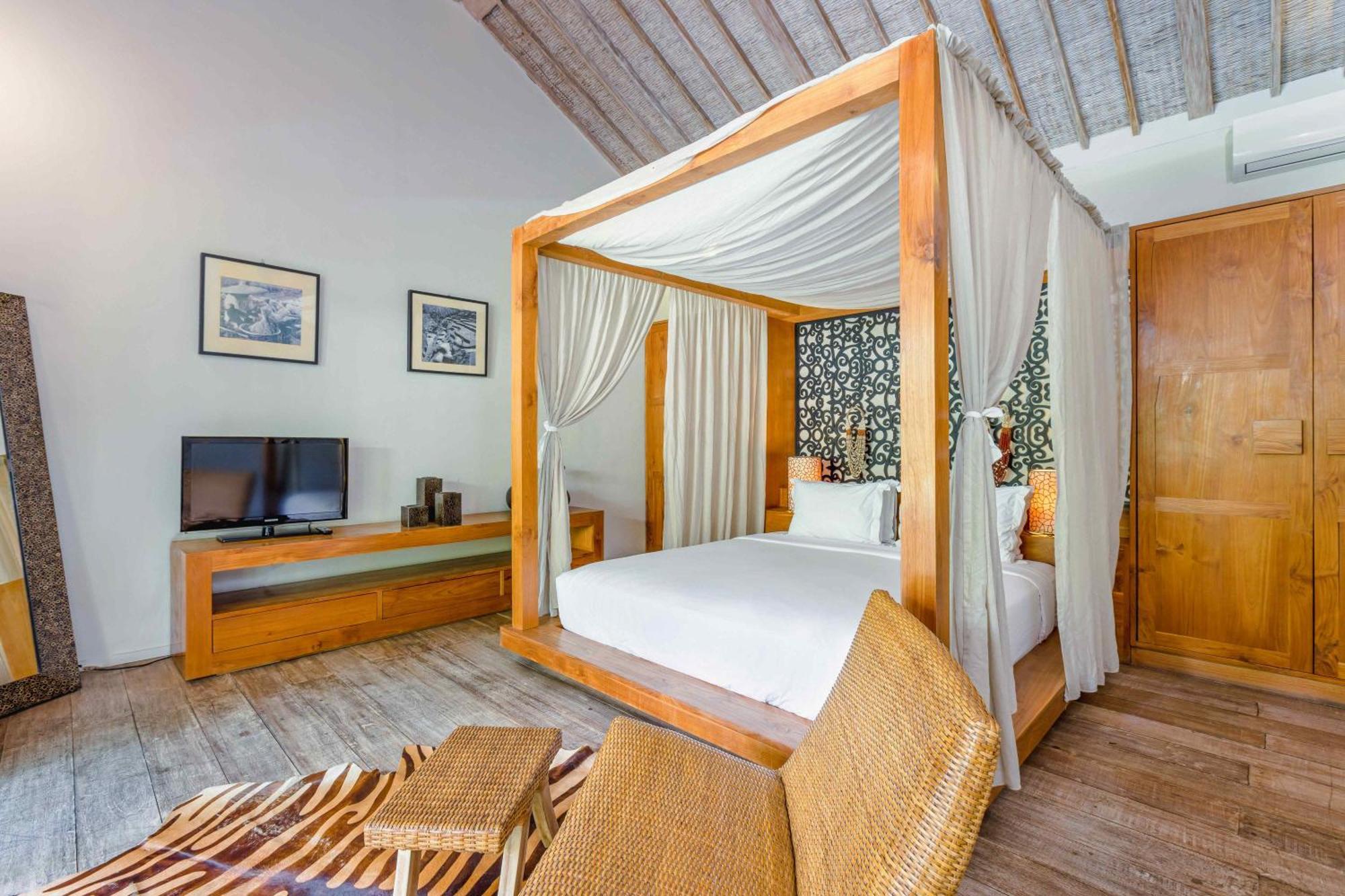 Villa Cinta Damai - Stunning & Stylish 4Br Luxury Villa In The Heart Of Seminyak, Just A 10-Min Walk To The Beach Exterior photo