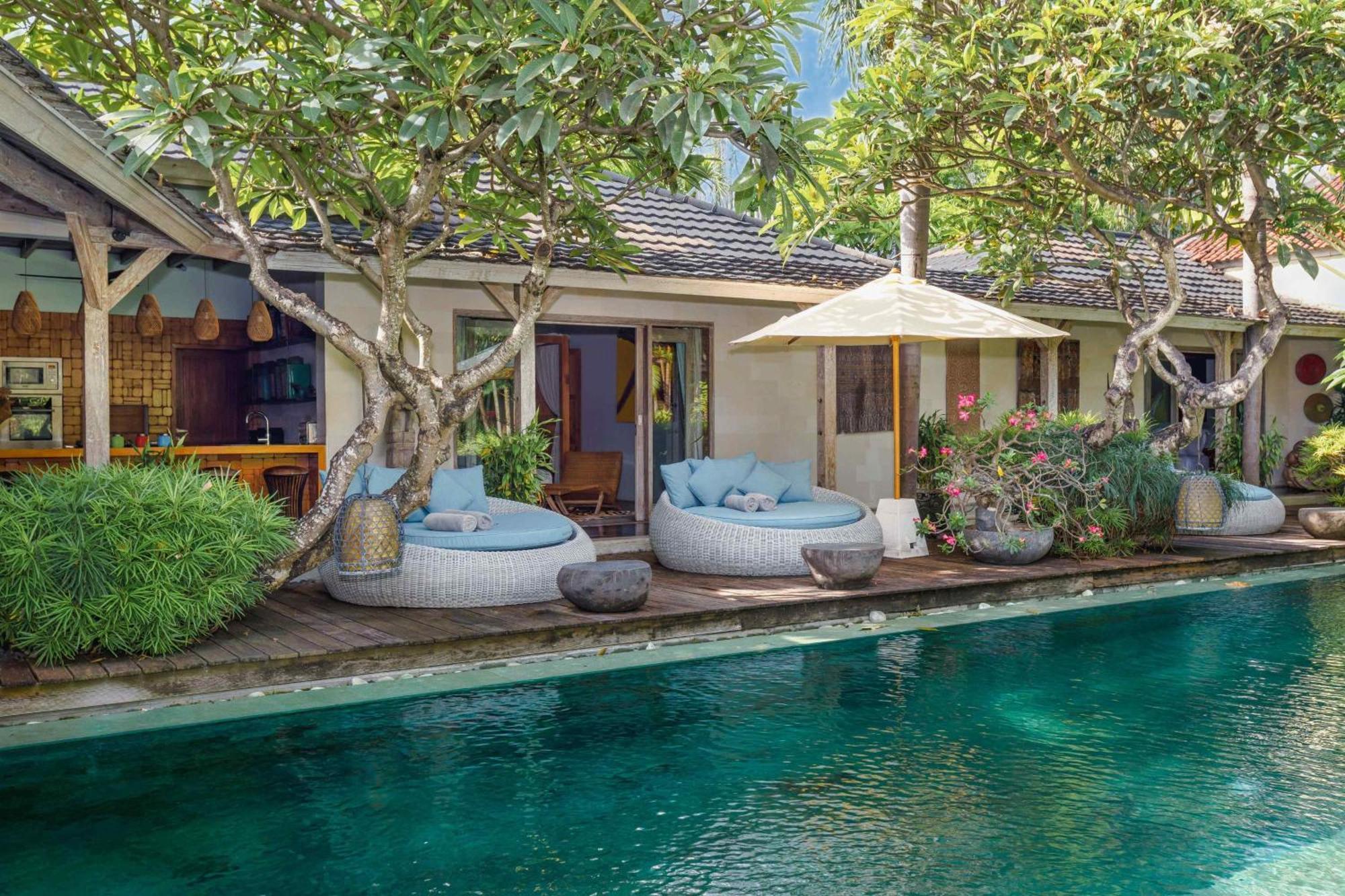 Villa Cinta Damai - Stunning & Stylish 4Br Luxury Villa In The Heart Of Seminyak, Just A 10-Min Walk To The Beach Exterior photo