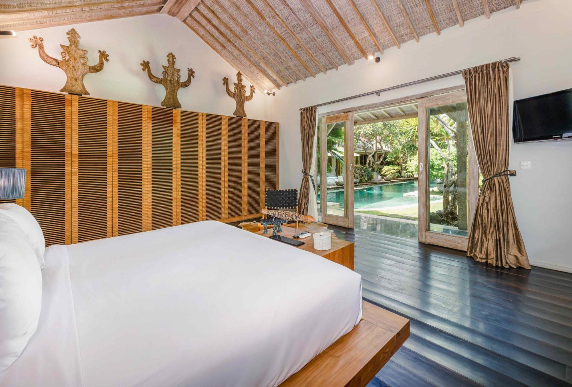 Villa Cinta Damai - Stunning & Stylish 4Br Luxury Villa In The Heart Of Seminyak, Just A 10-Min Walk To The Beach Exterior photo