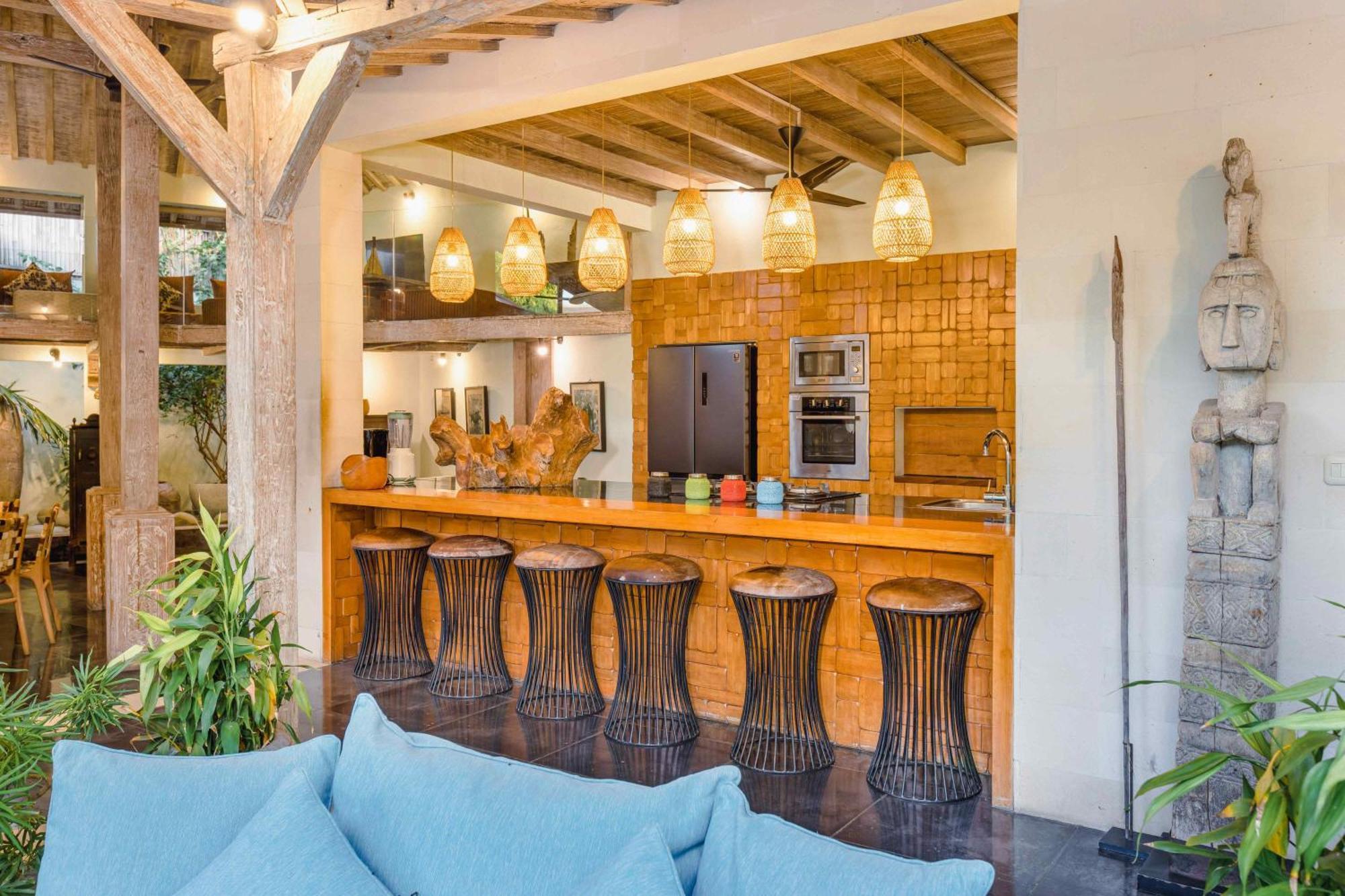 Villa Cinta Damai - Stunning & Stylish 4Br Luxury Villa In The Heart Of Seminyak, Just A 10-Min Walk To The Beach Exterior photo